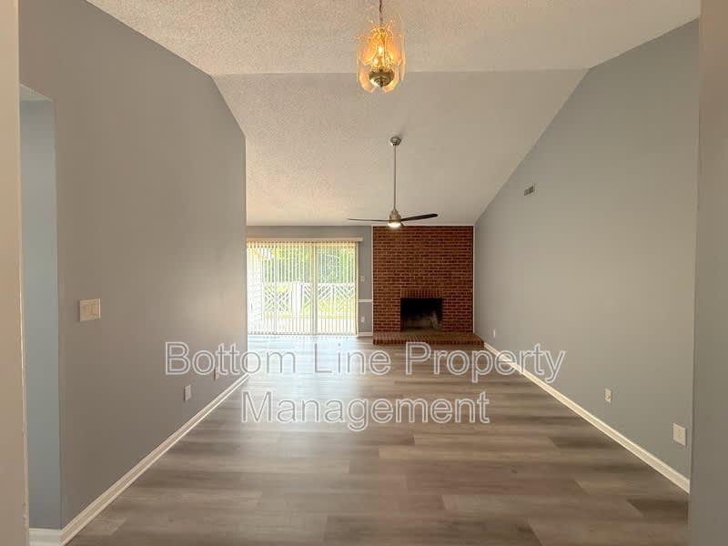 5206 Amity Springs Dr – photo 3
