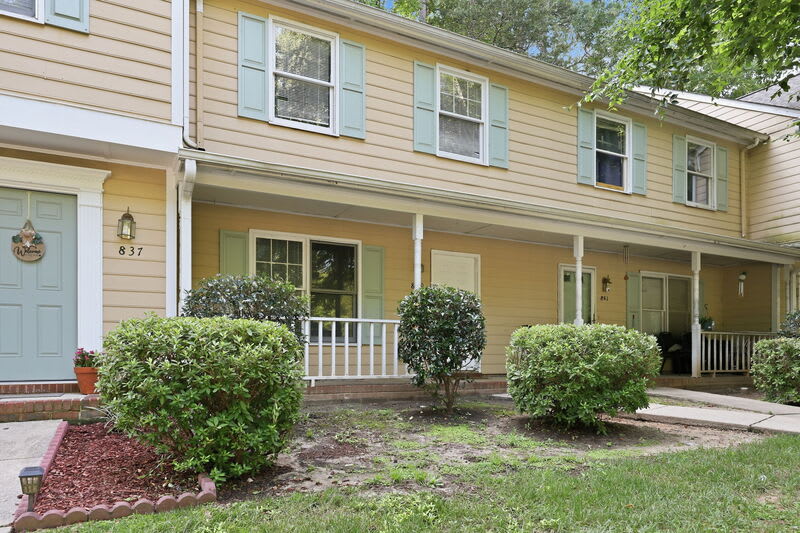 839 Dalewood Drive 1 – photo 3