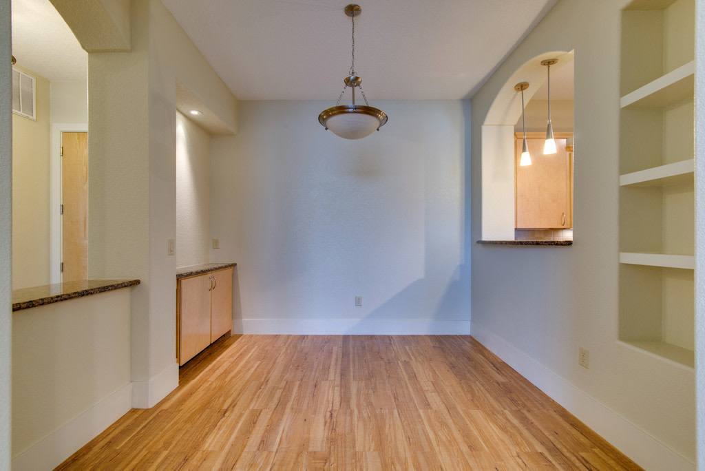 2 Bed 2 Bath In Green Hills Belmont Vanderbilt – photo 3