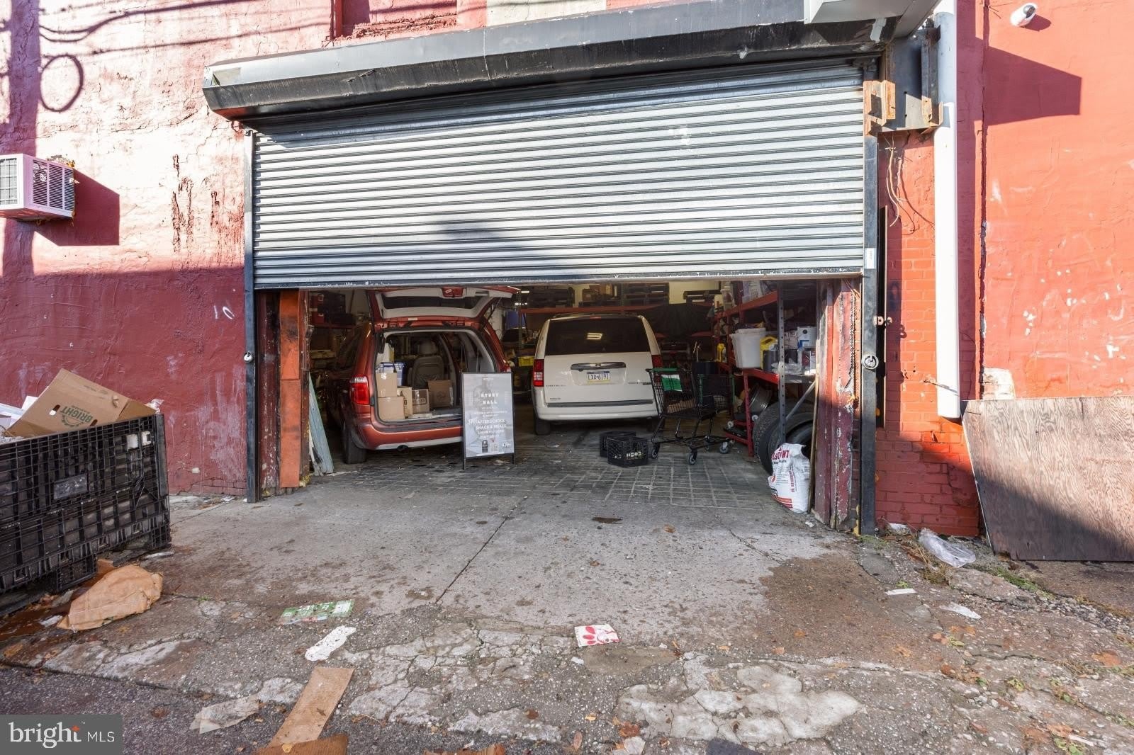 2815-17 N MASCHER Street – photo 2