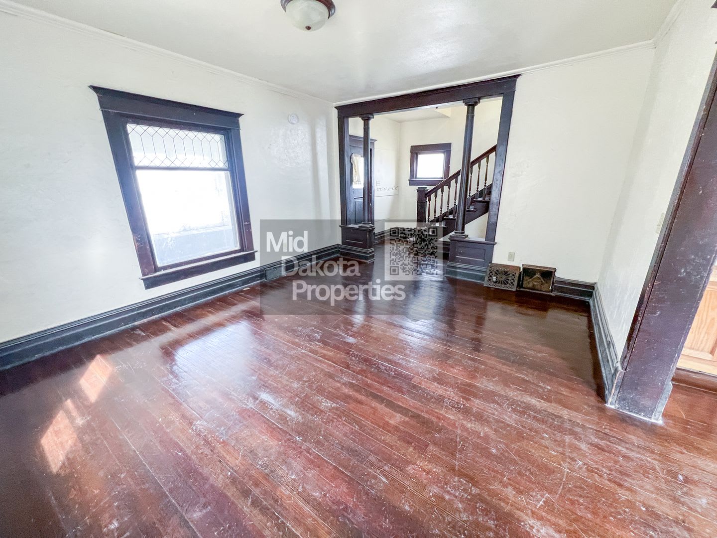 401 W 11th-3 Bedroom House – photo 5