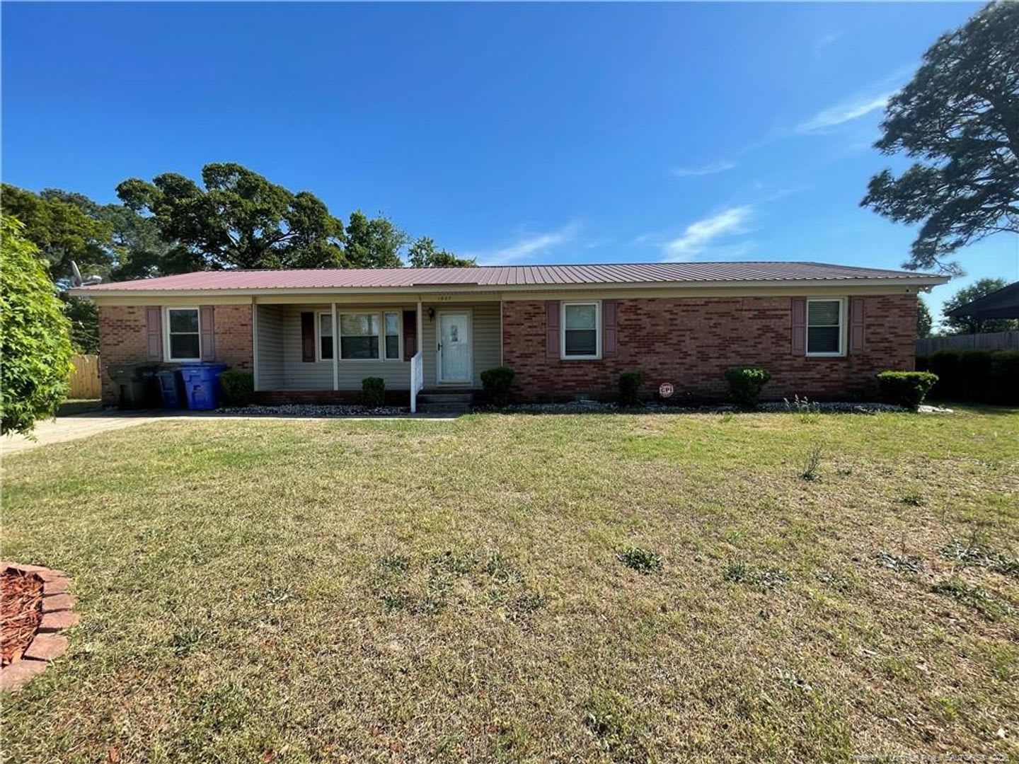 1927 Shiloh Dr – photo 2