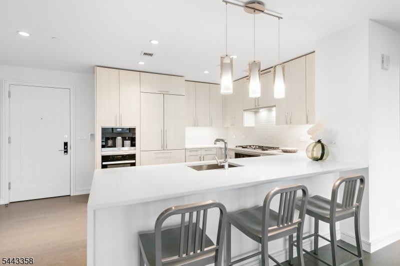 30 Melrose Ter – photo 5