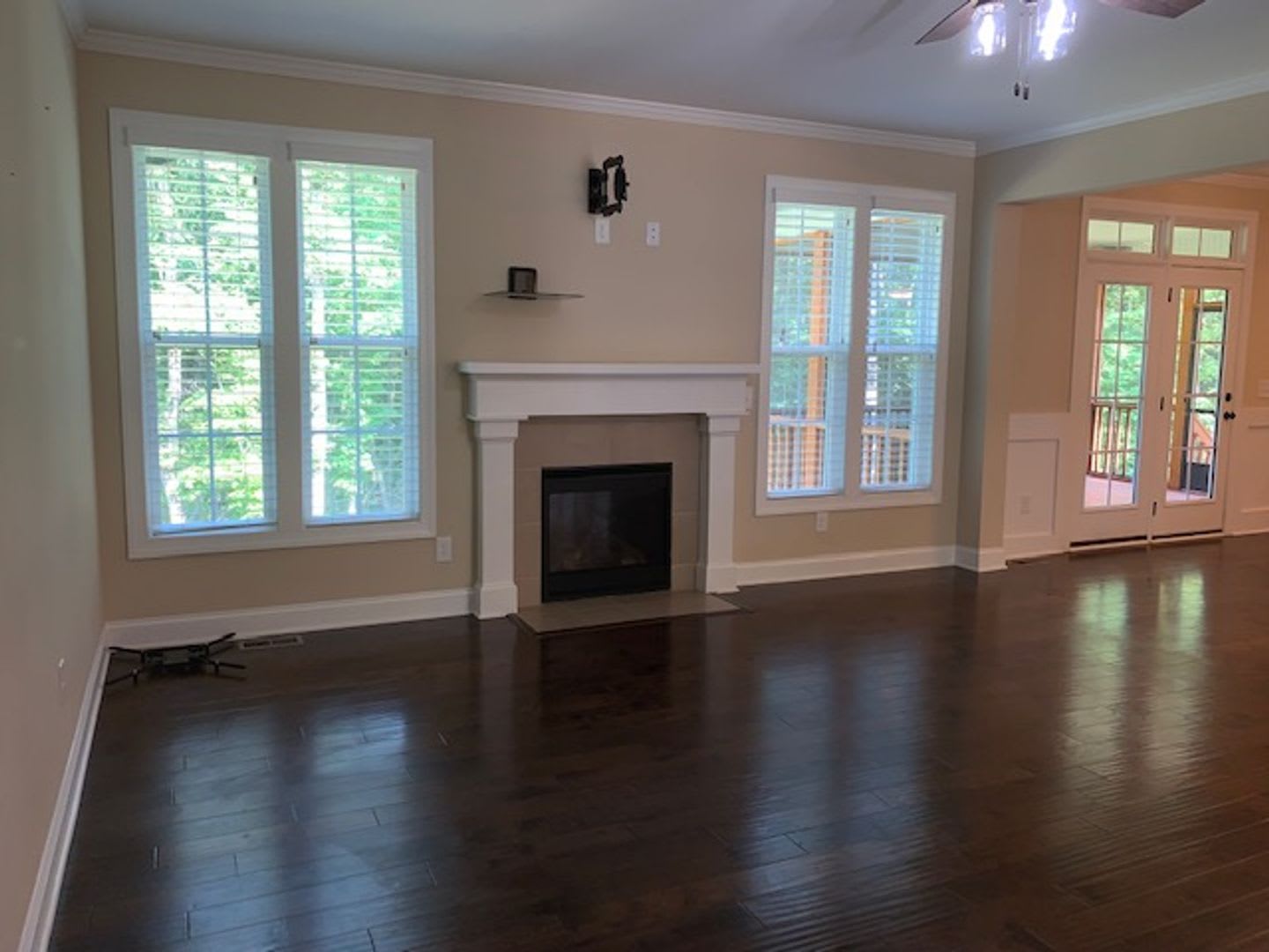 Beautiful 3-Bedroom Ranch Home Near Falls Lake! – photo 4