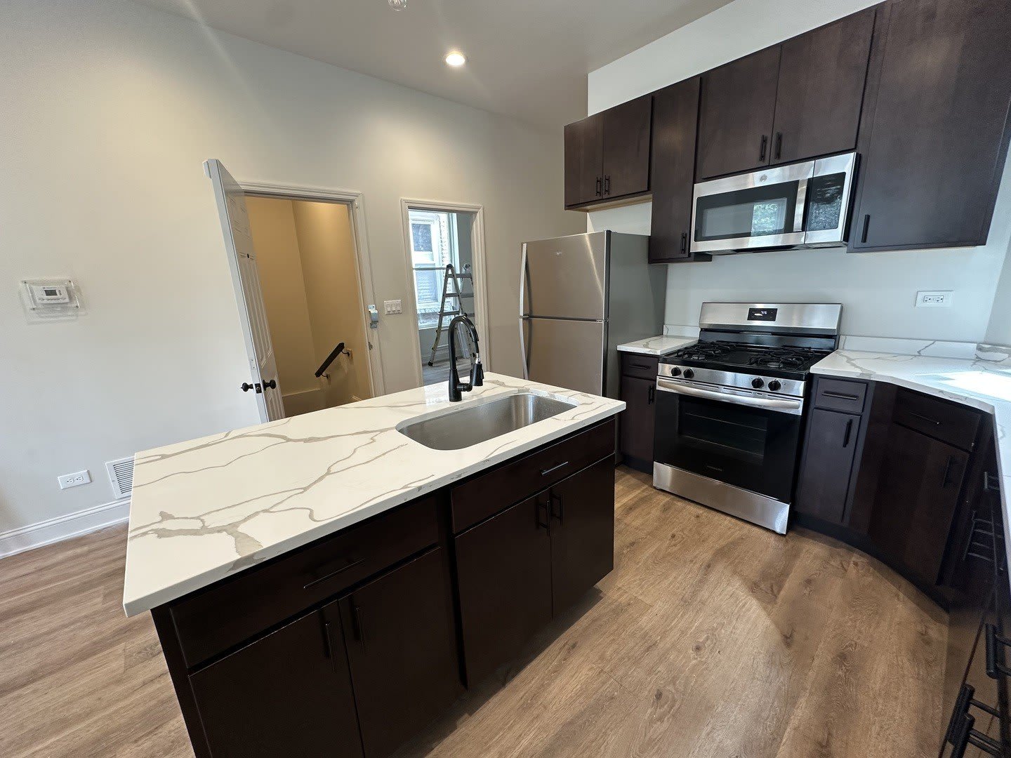 6613 S Vernon Avenue – photo 3