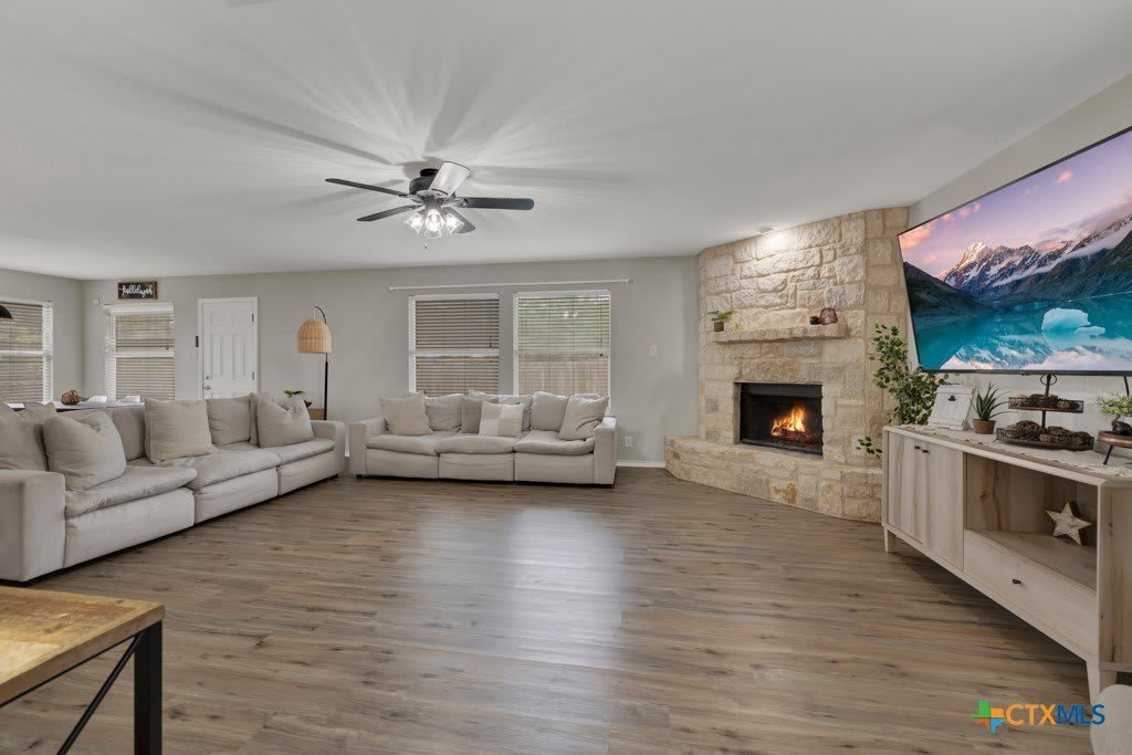 2410 Fayette Drive – photo 4