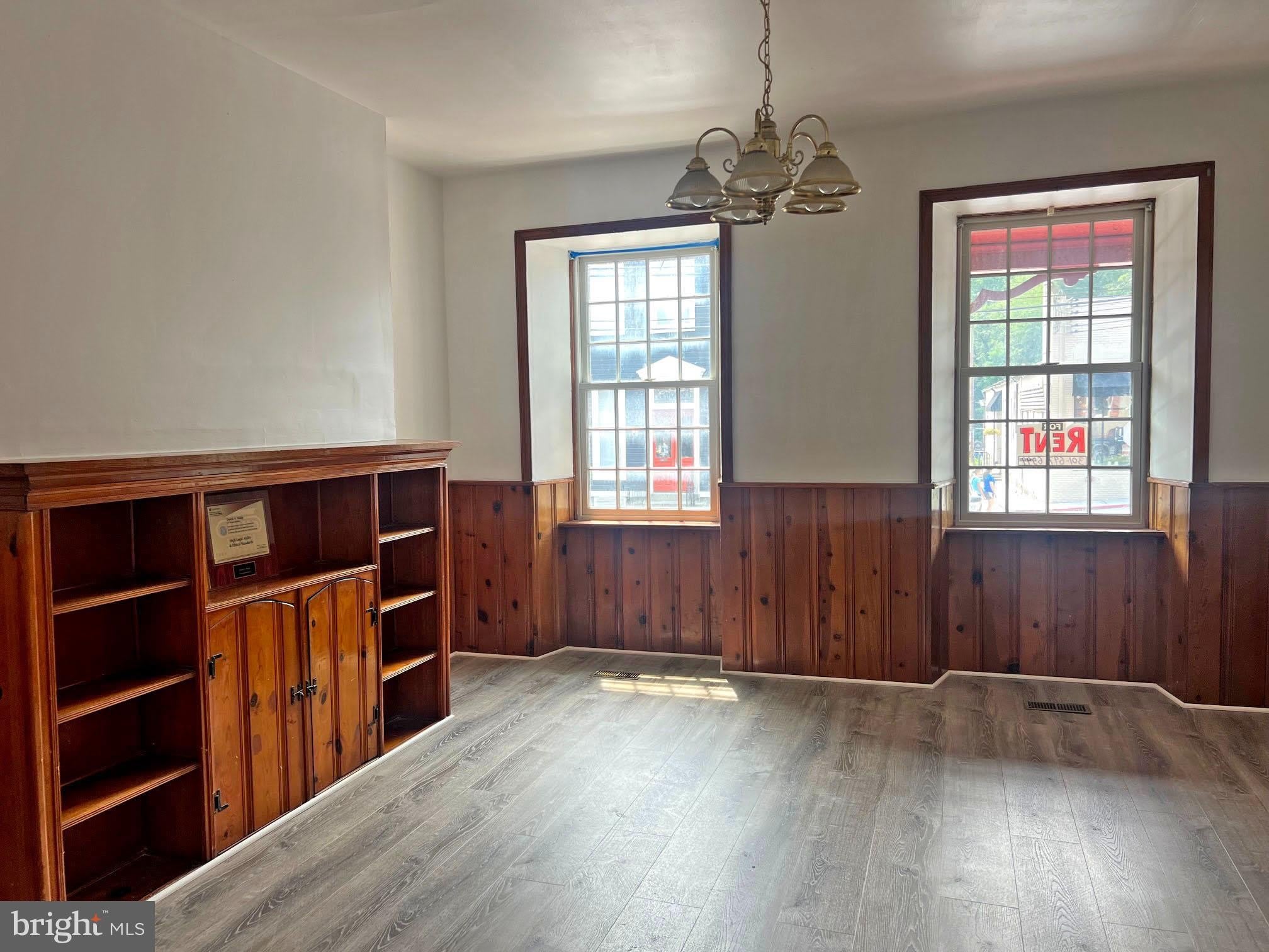 8298 MAIN – photo 4