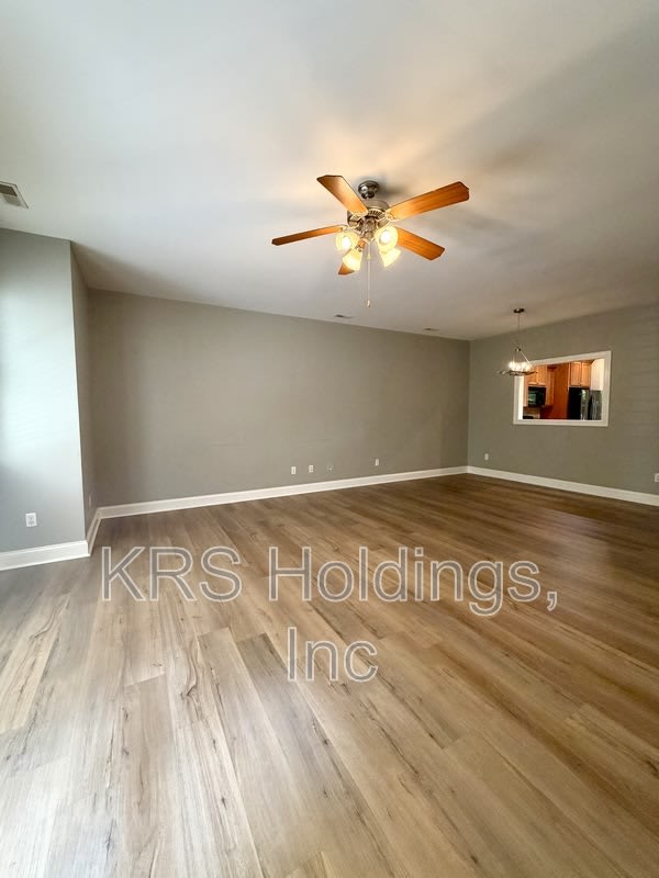 1950 Tudor Ct – photo 5