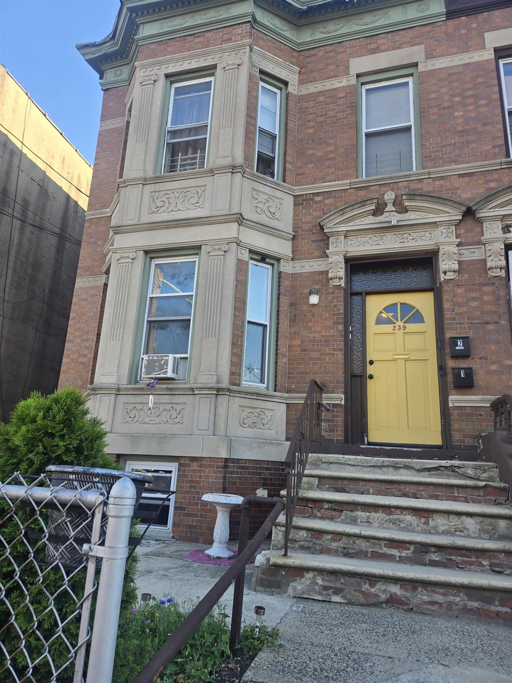 239 FULTON AVE – photo 1