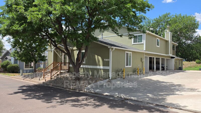 2732 Hearthwood Ln – photo 1