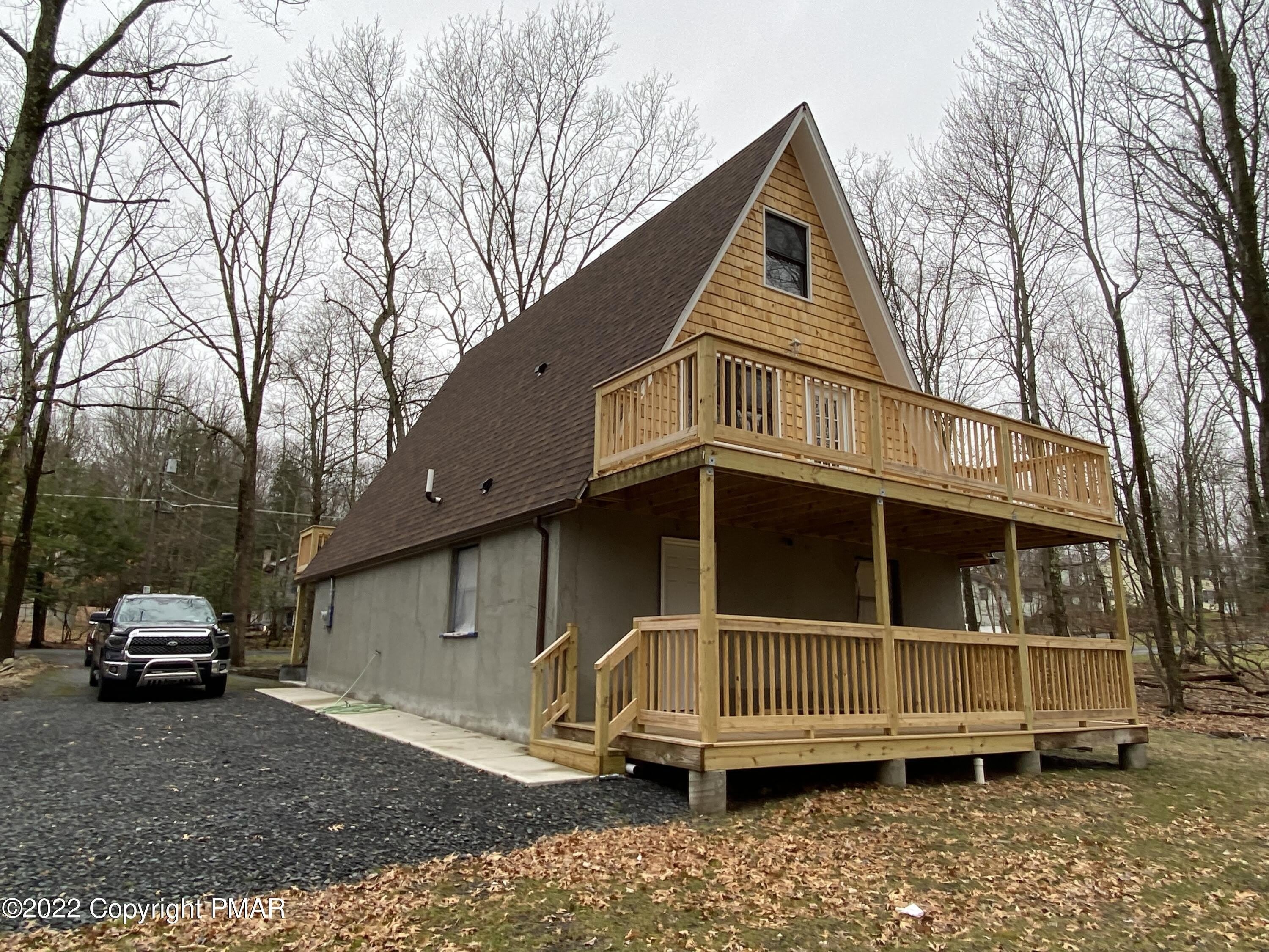 241 Pine Tree Drive – photo 3
