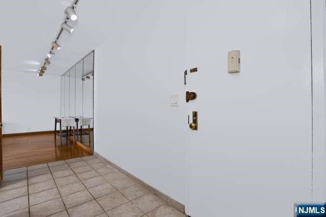 301 Beech Street – photo 4