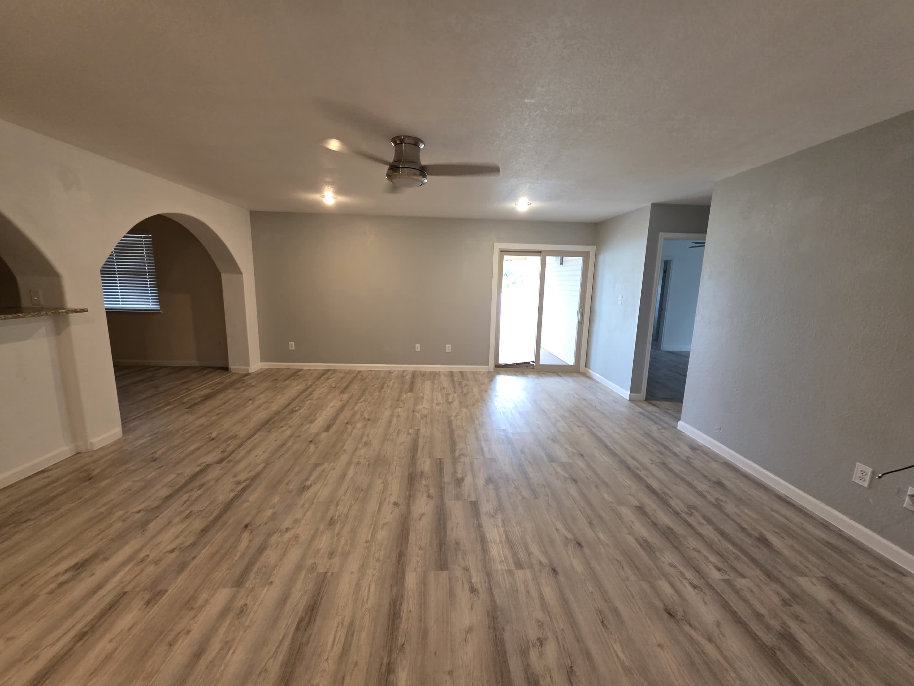 3101 Westwood Drive – photo 2