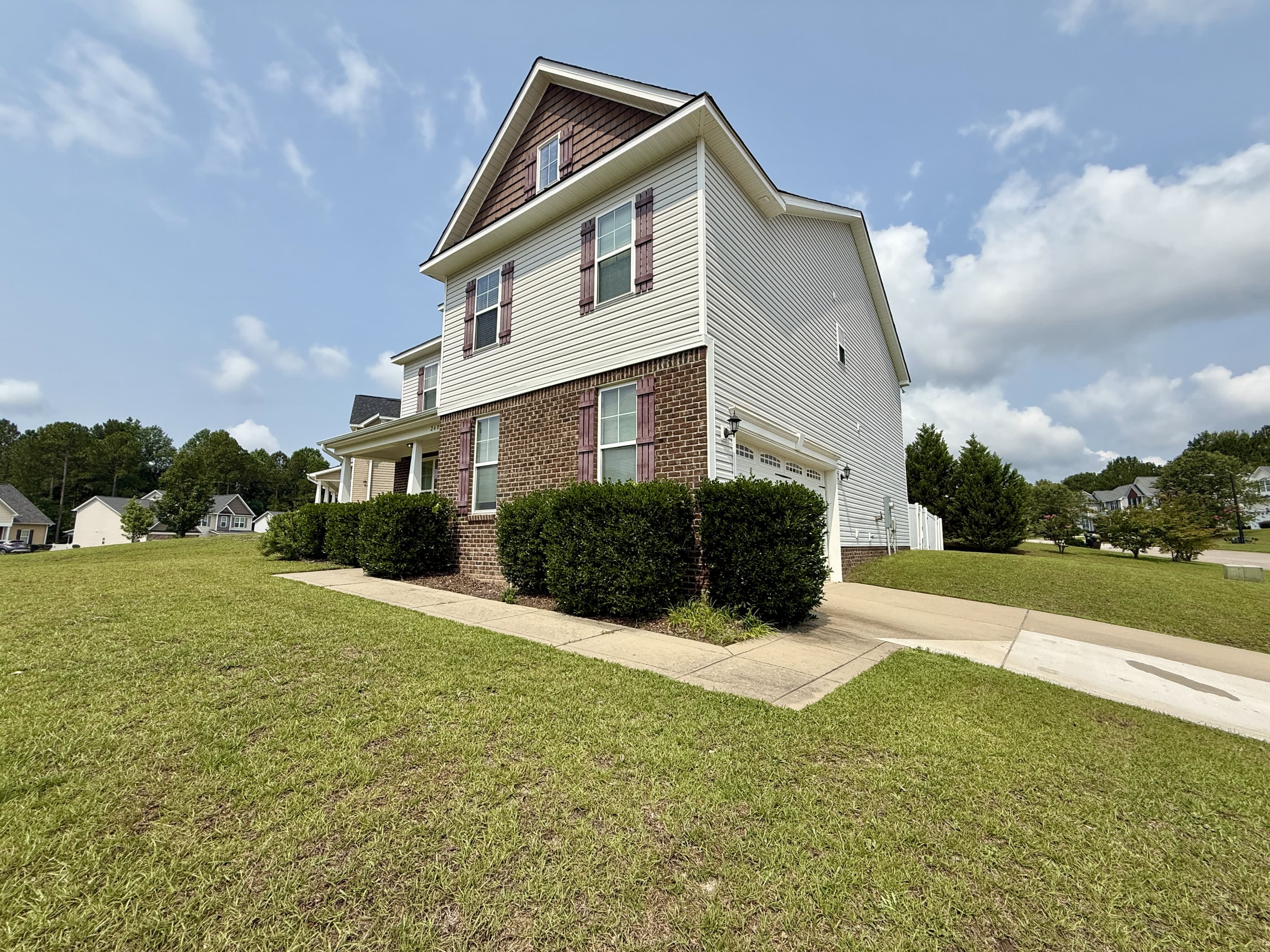 260 Trenton Place – photo 3