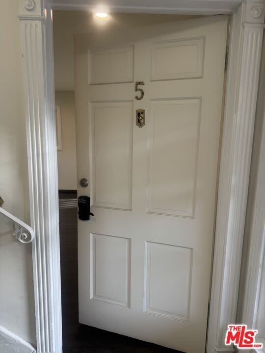 133 S Crescent Dr – photo 5
