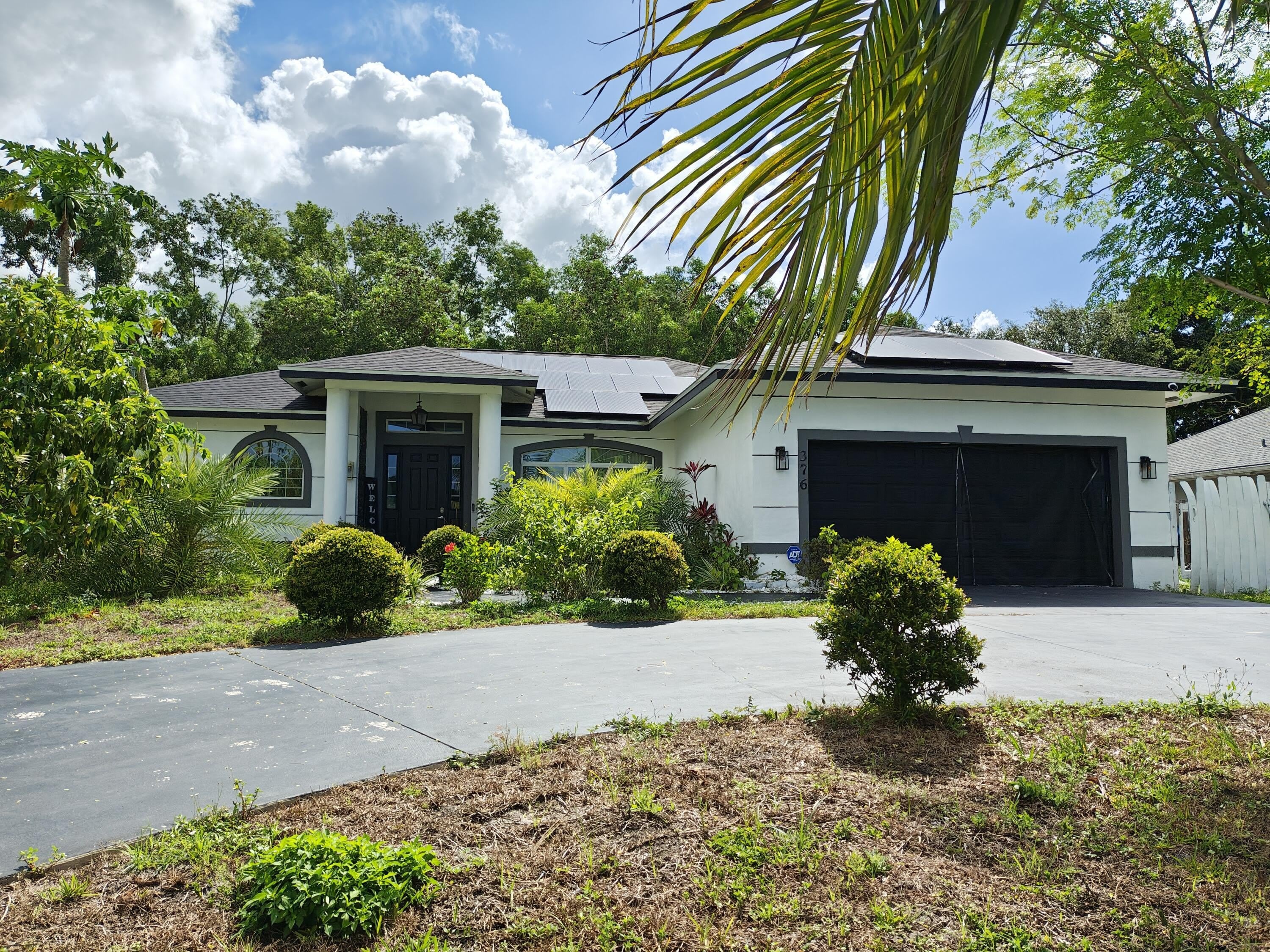 376 SW Tulip Boulevard – photo 1