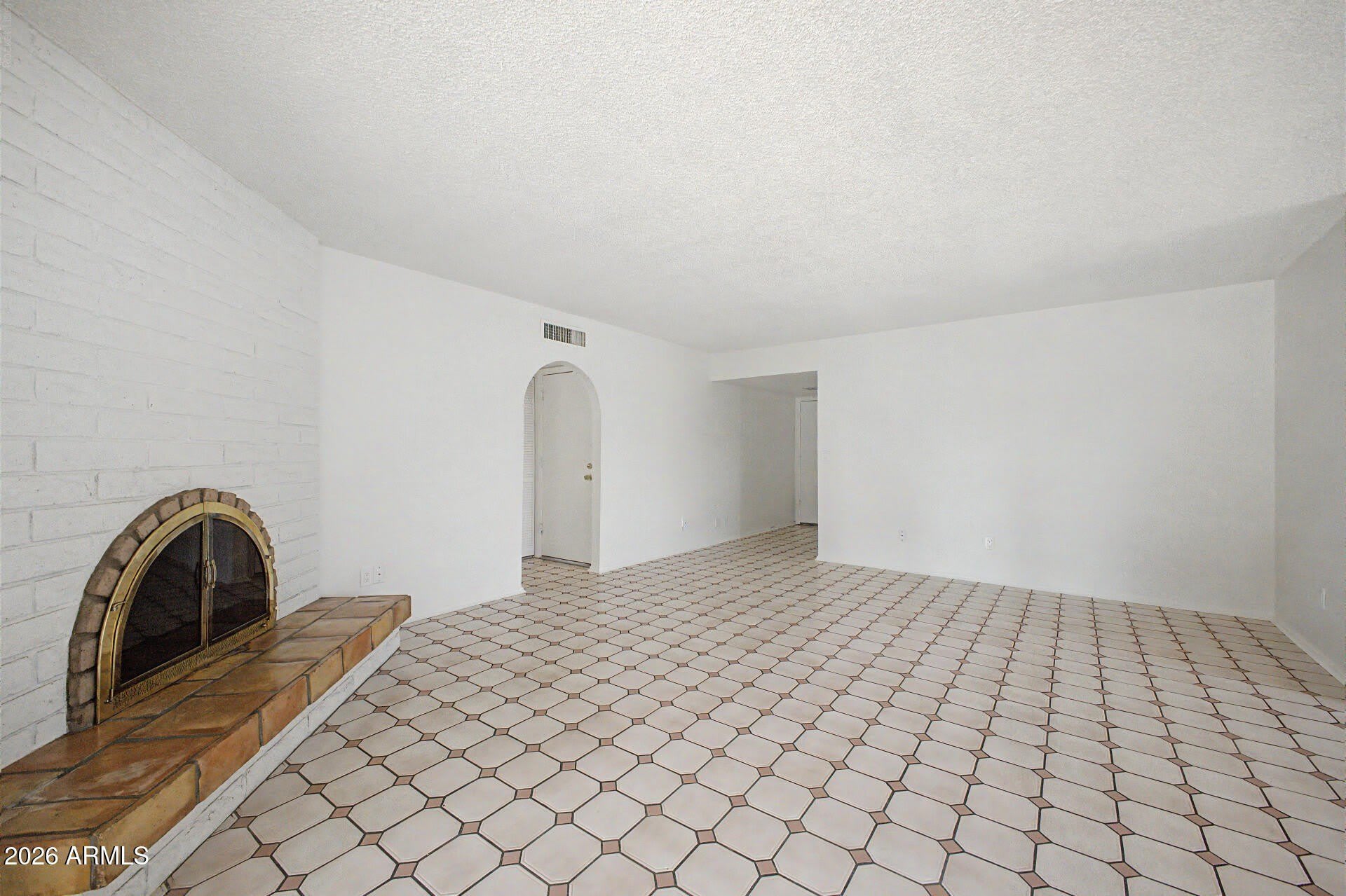 17213 N 35TH Drive – photo 4