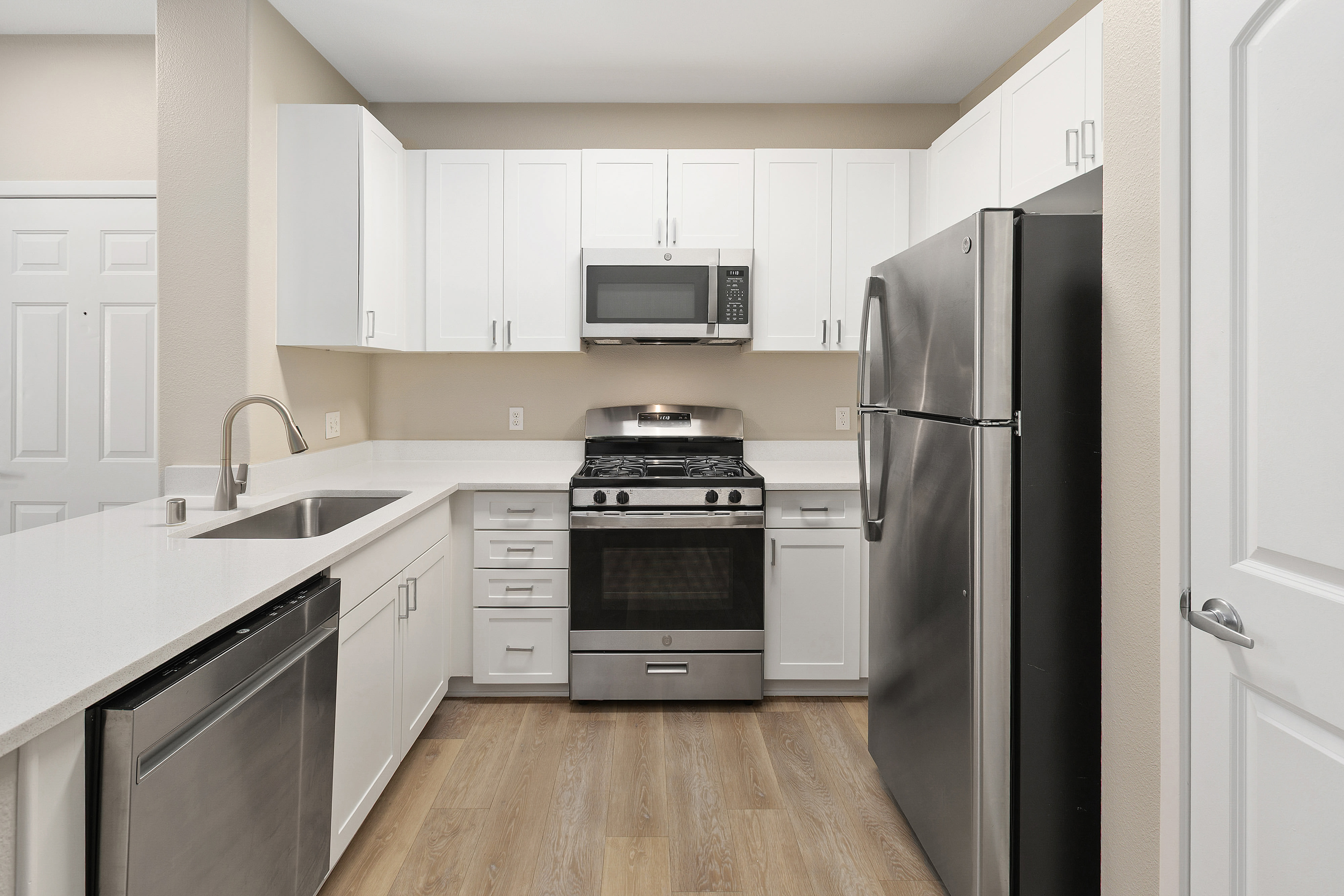 Ridgeview – photo 2