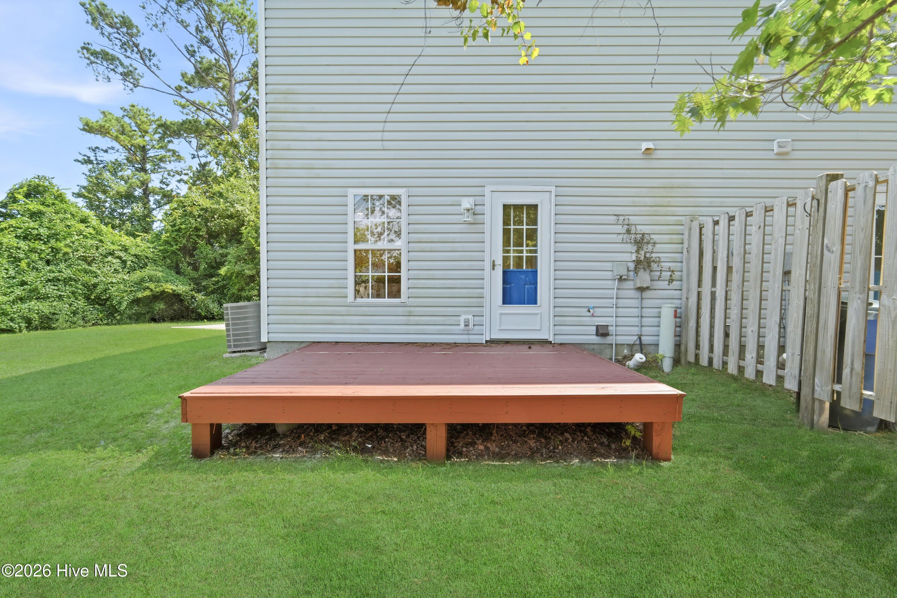 302 Johns Way – photo 3