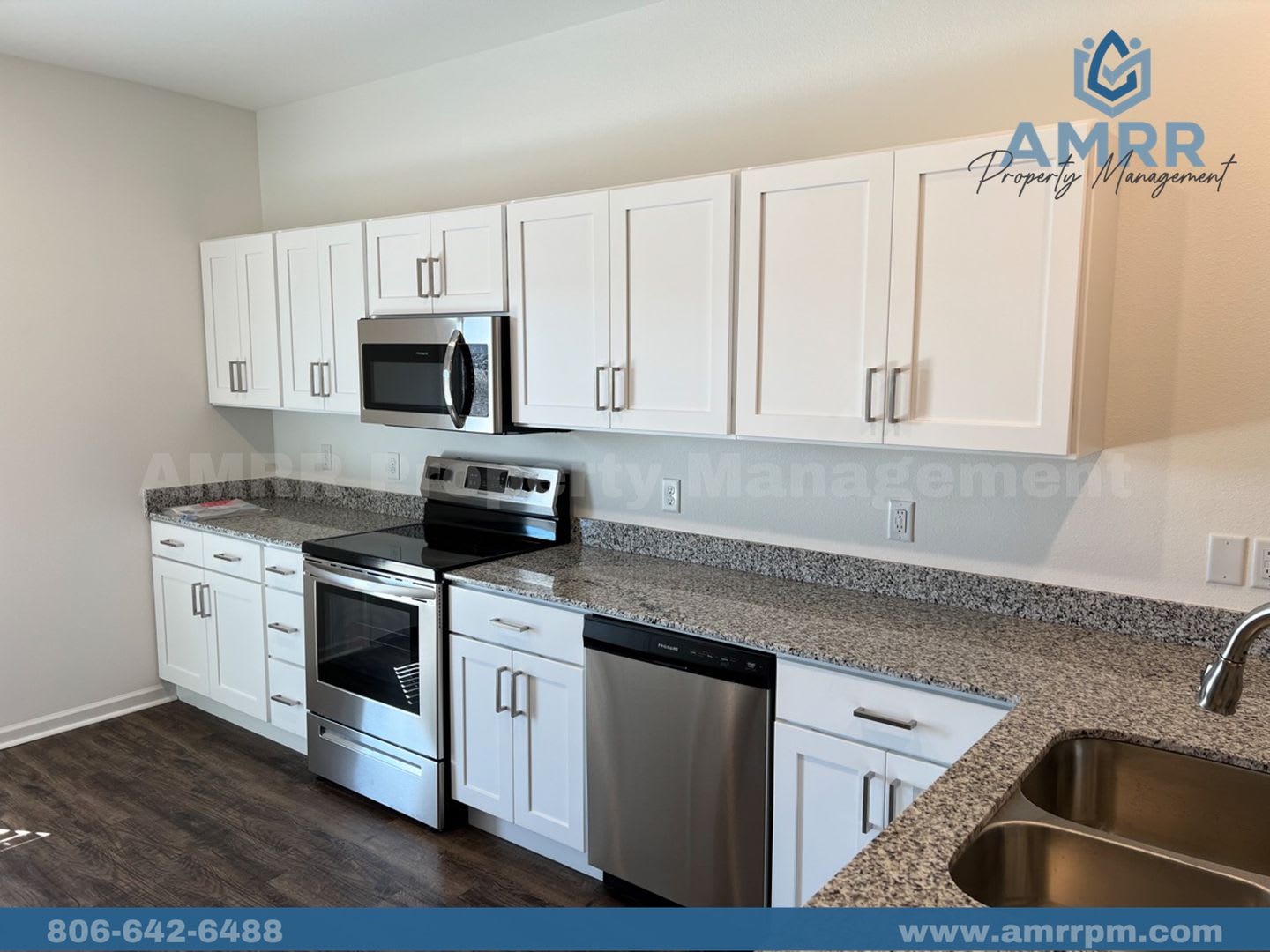 New 3 Bedroom Townhome In Duenweg – photo 2