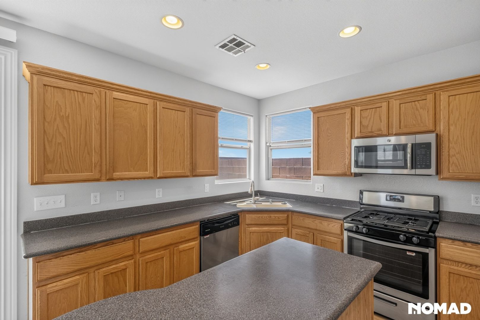 Charming 3BR House in Las Vegas – photo 5