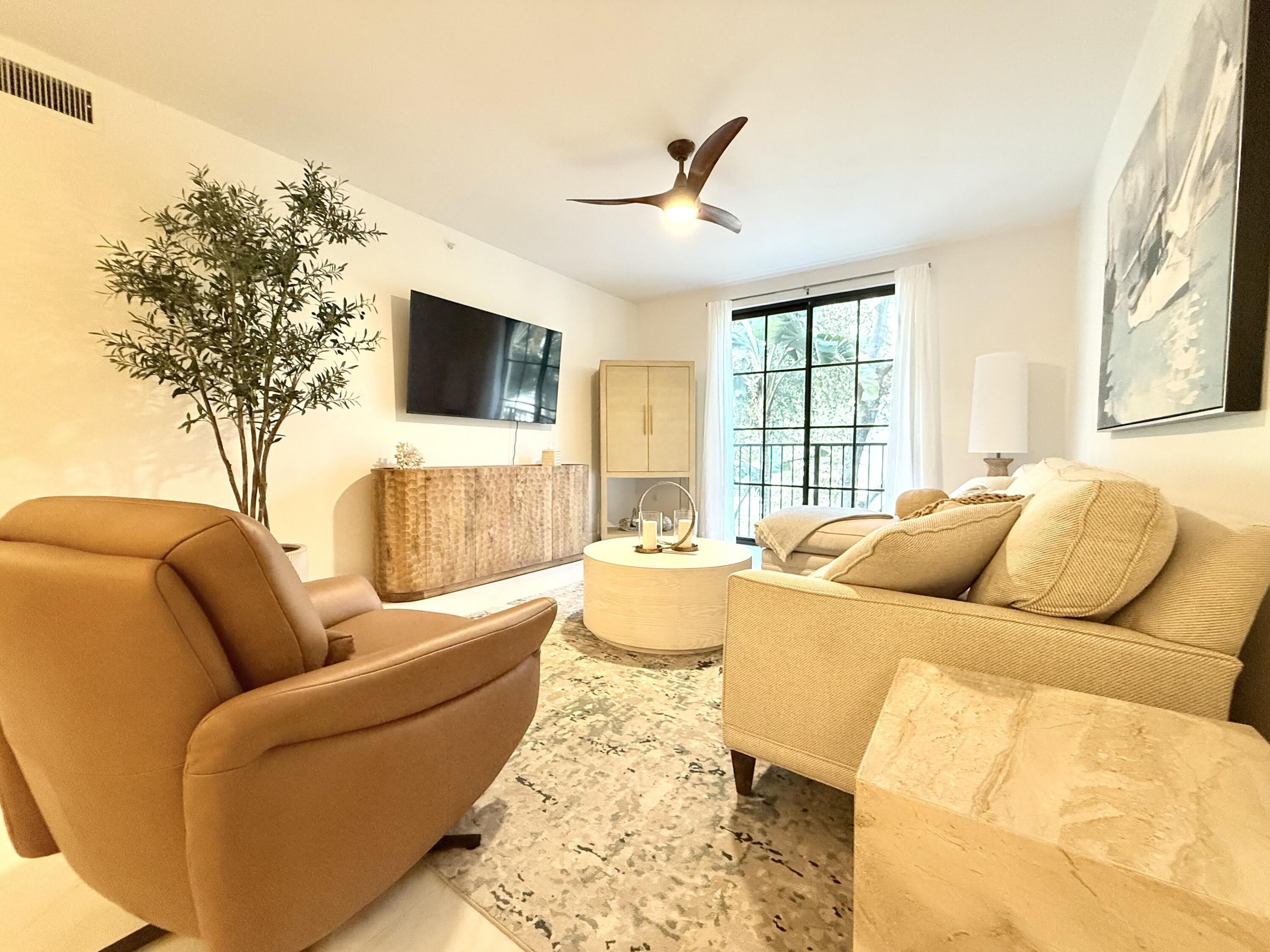 780 S Sapodilla Avenue – photo 1