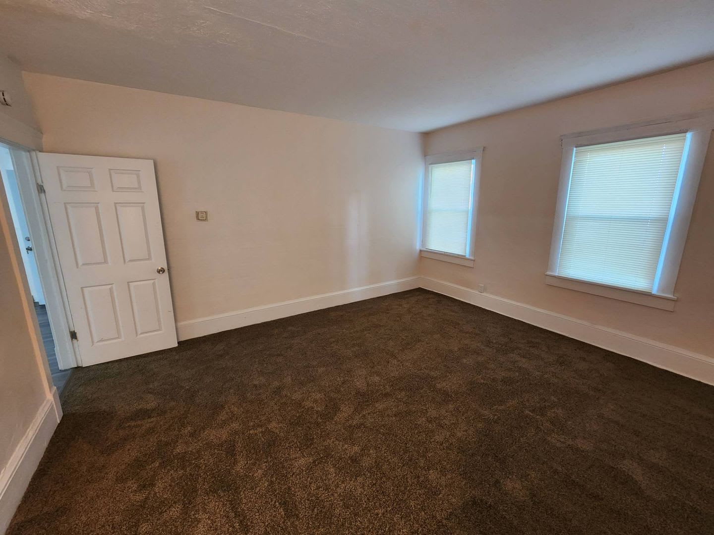 6701 Gertrude Ave Cleveland, OH 44105 – photo 5