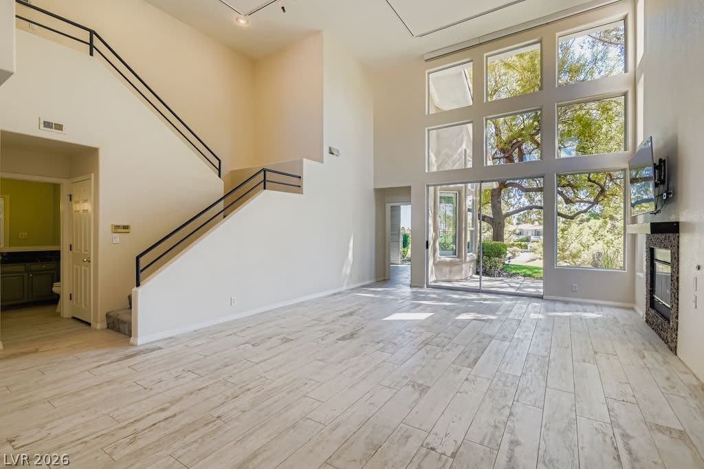 5016 Mount Pleasant Lane – photo 2