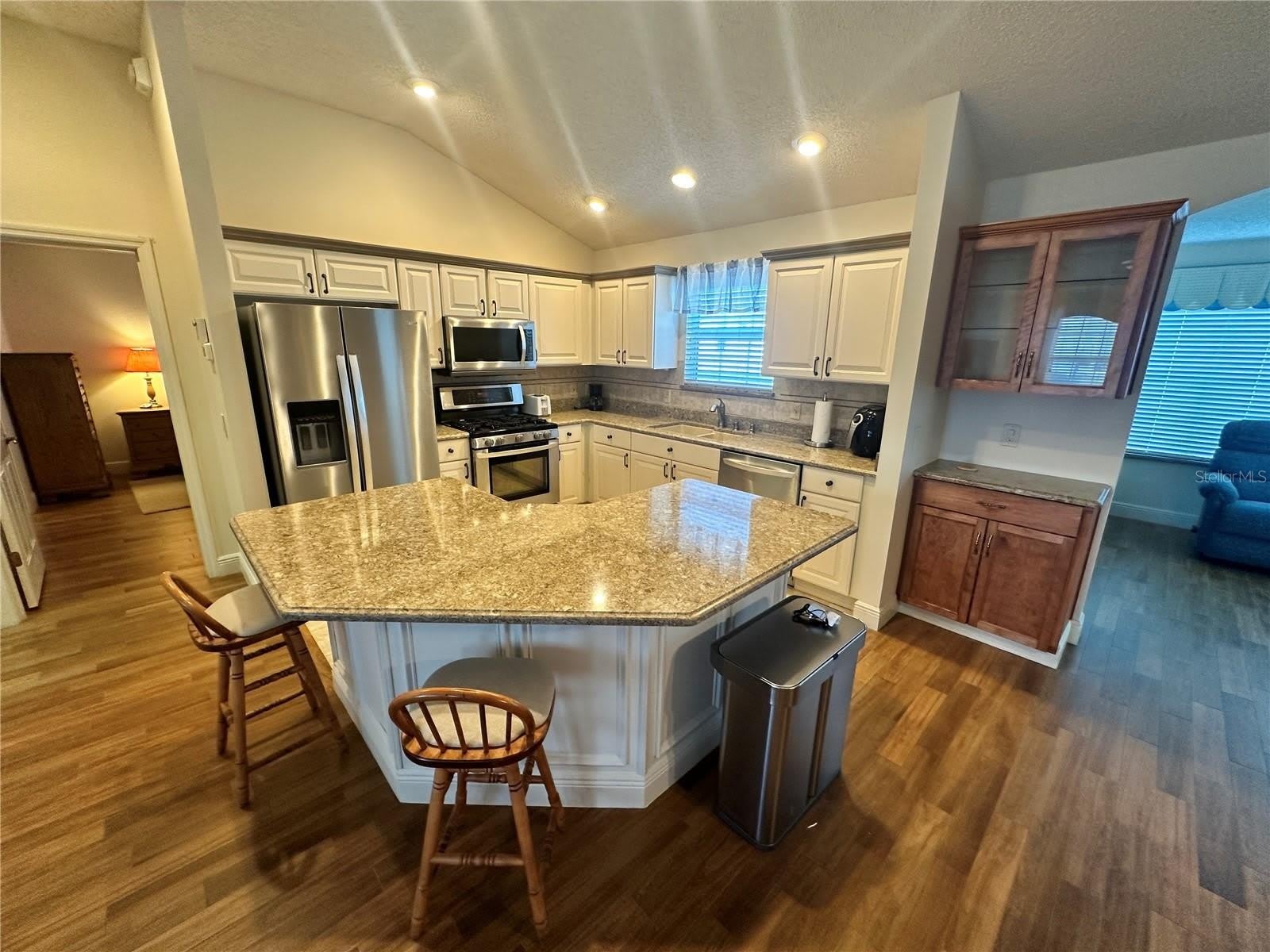 1515 BAYLOR Place – photo 4