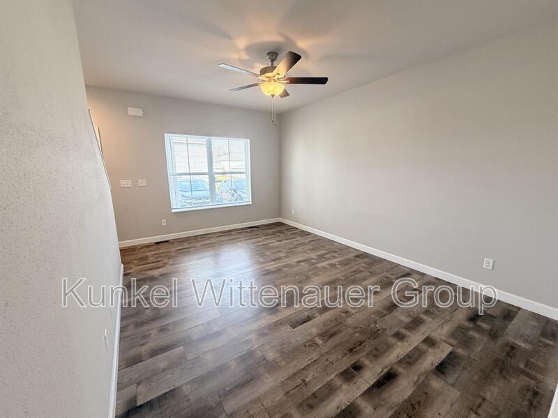 300 D Pacific Drive – photo 5