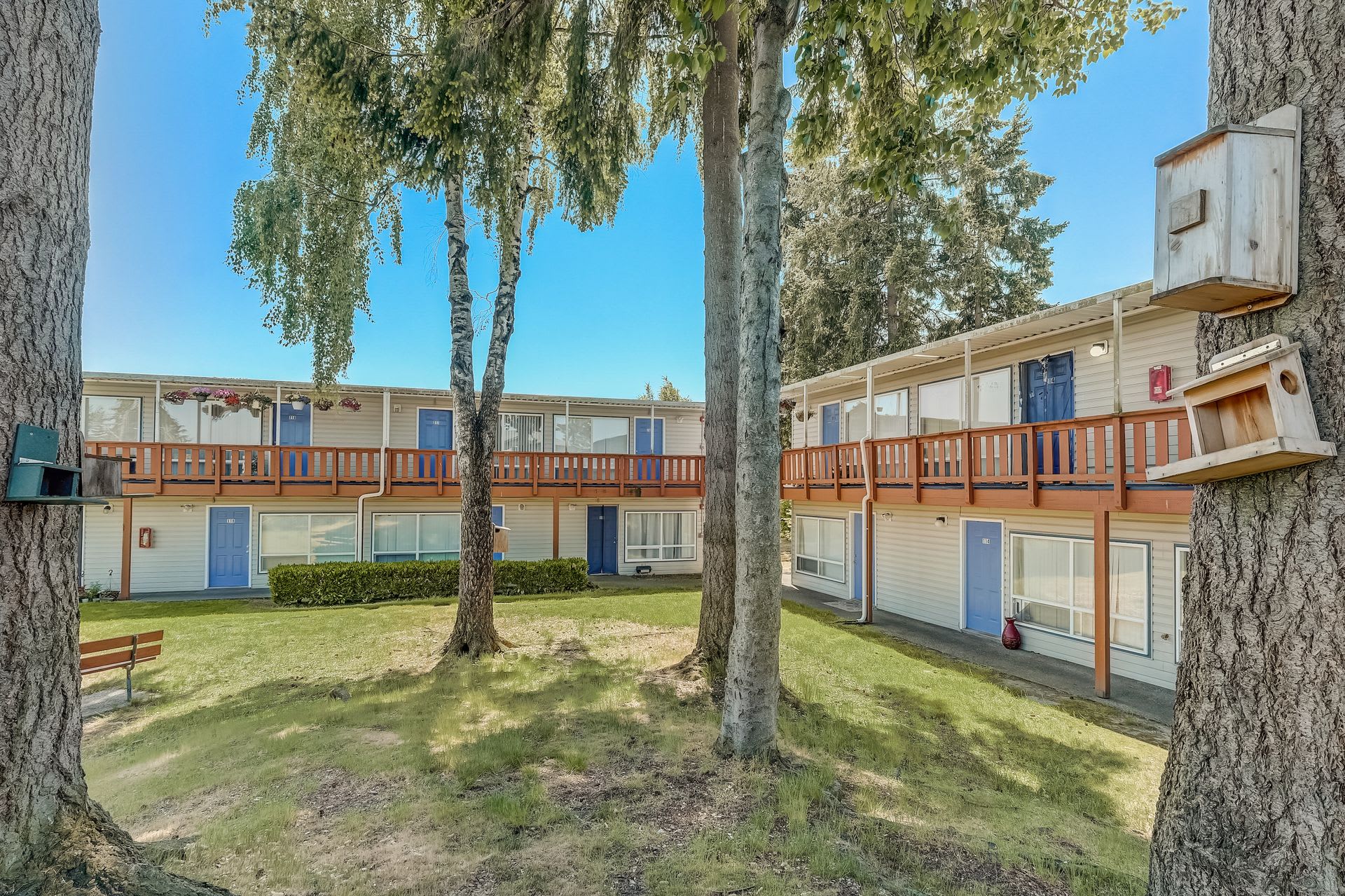 Brentwood – photo 4