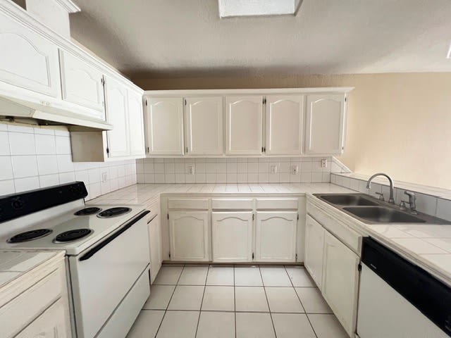 2105 Kimberly Lane – photo 2
