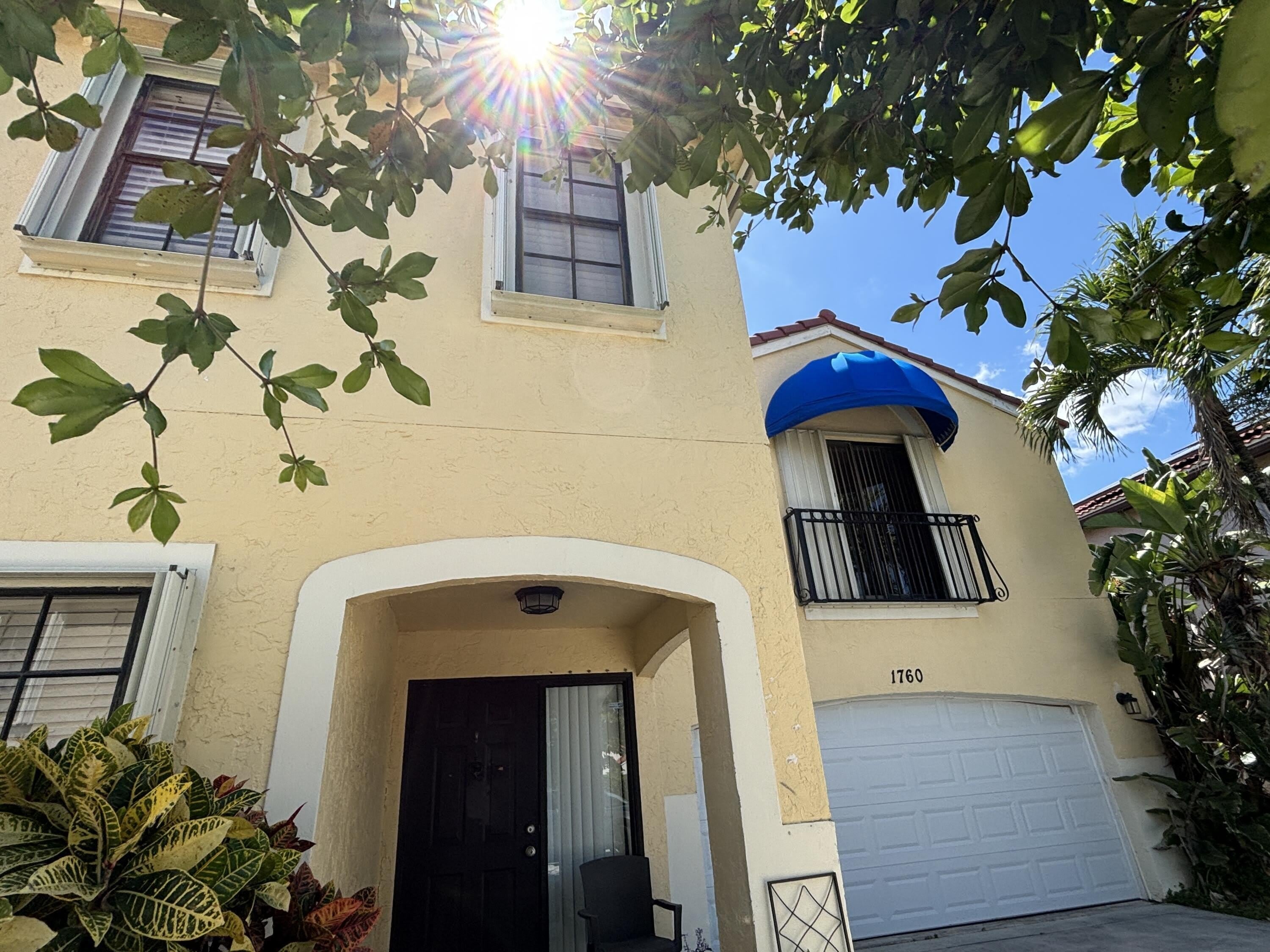 1760 Shoreside Circle – photo 2