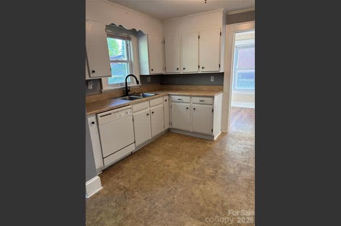 1106 8th Street Northeast – photo 4