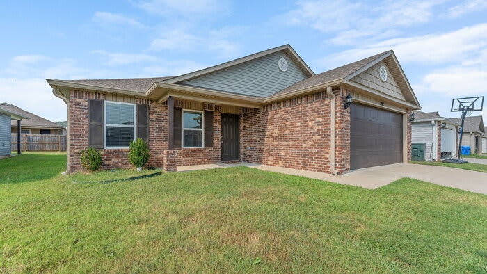 992 East Starling Street – photo 2