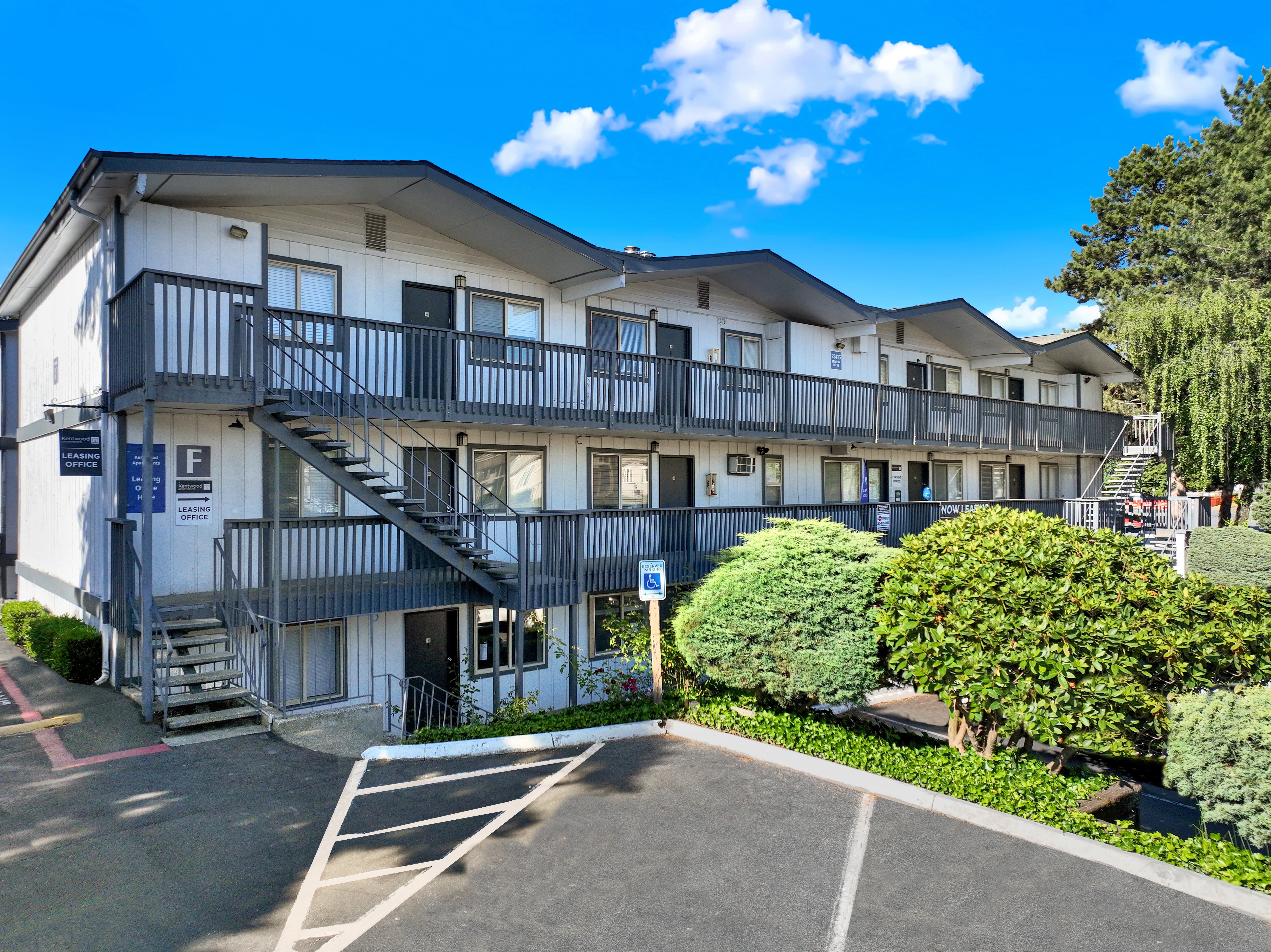 Kentwood Apartments – photo 3