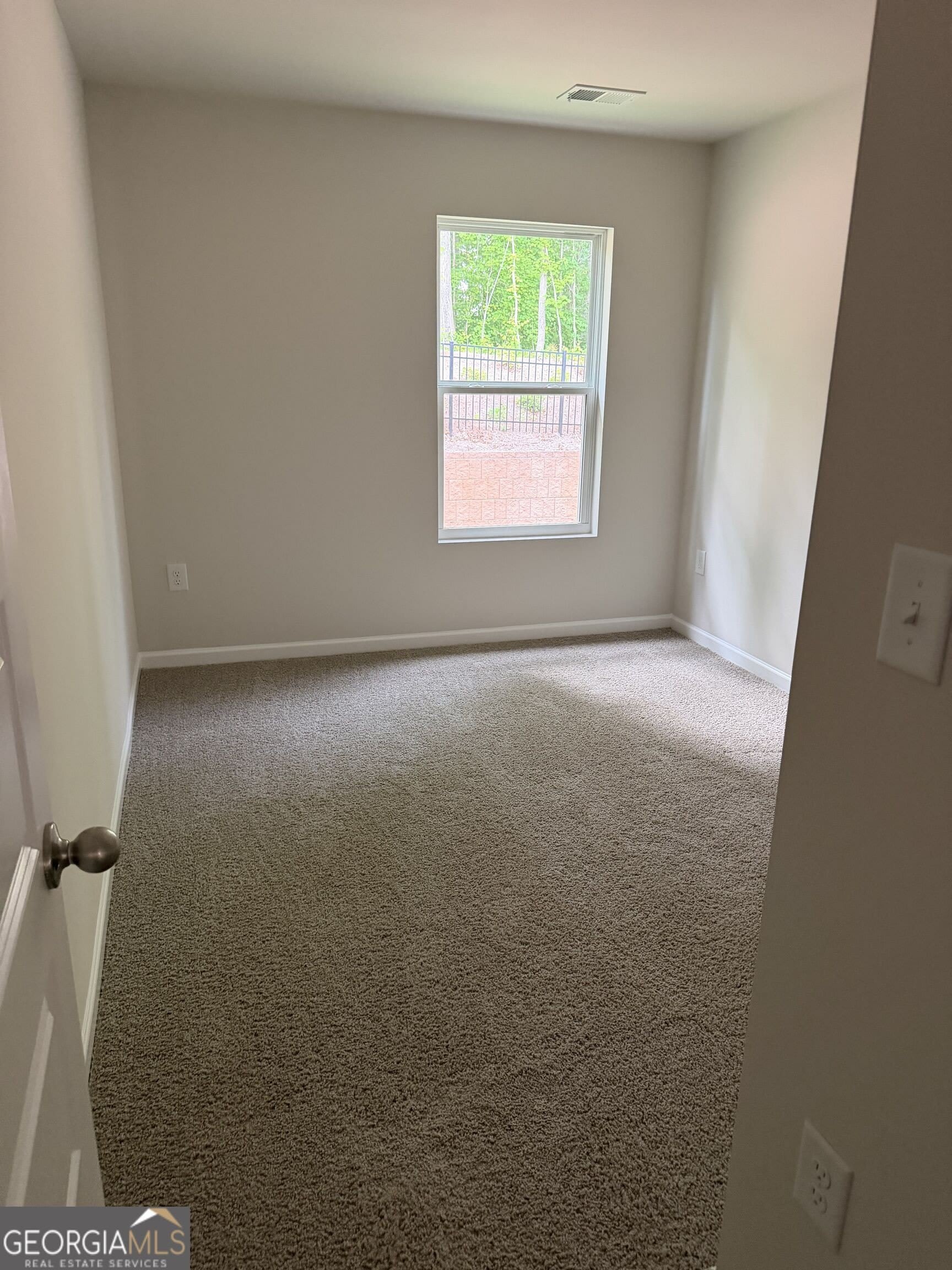 2064 Crossing Road – photo 5