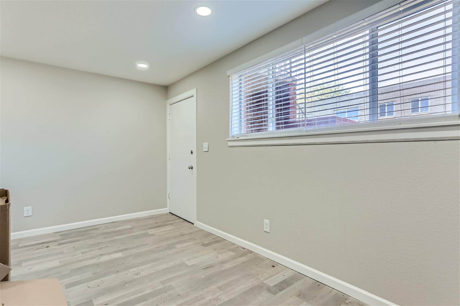 2545 Kenton Street – photo 4