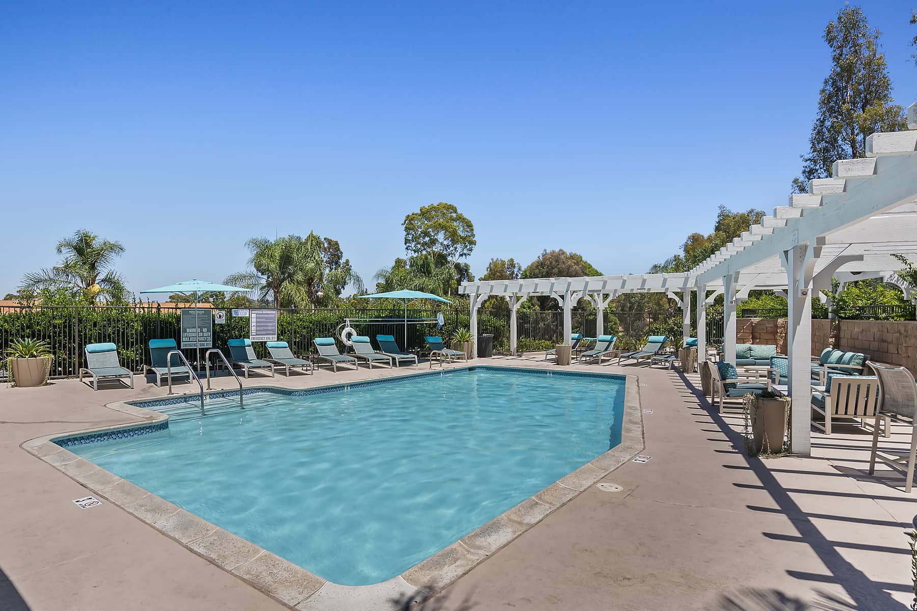 The Avenue At Carlsbad – photo 5