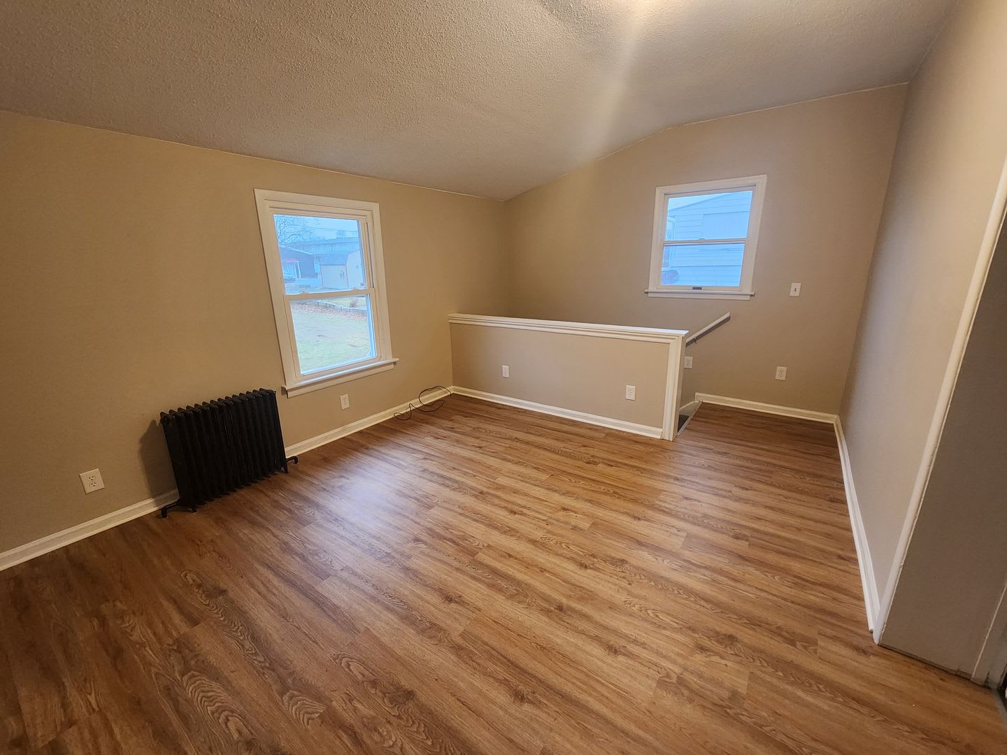 651 Lincoln Way West – photo 3