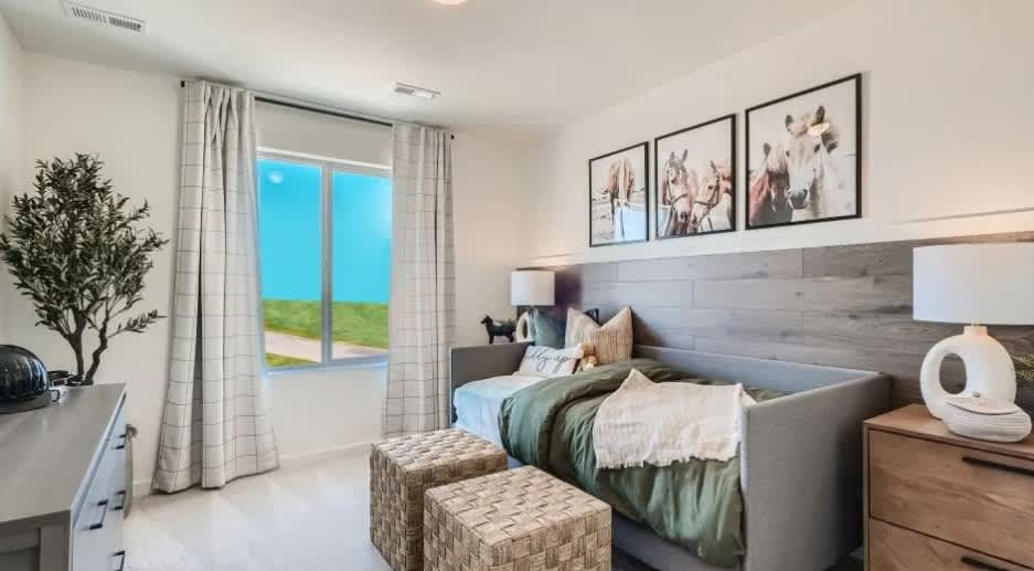 560 Aspen Ave – photo 4