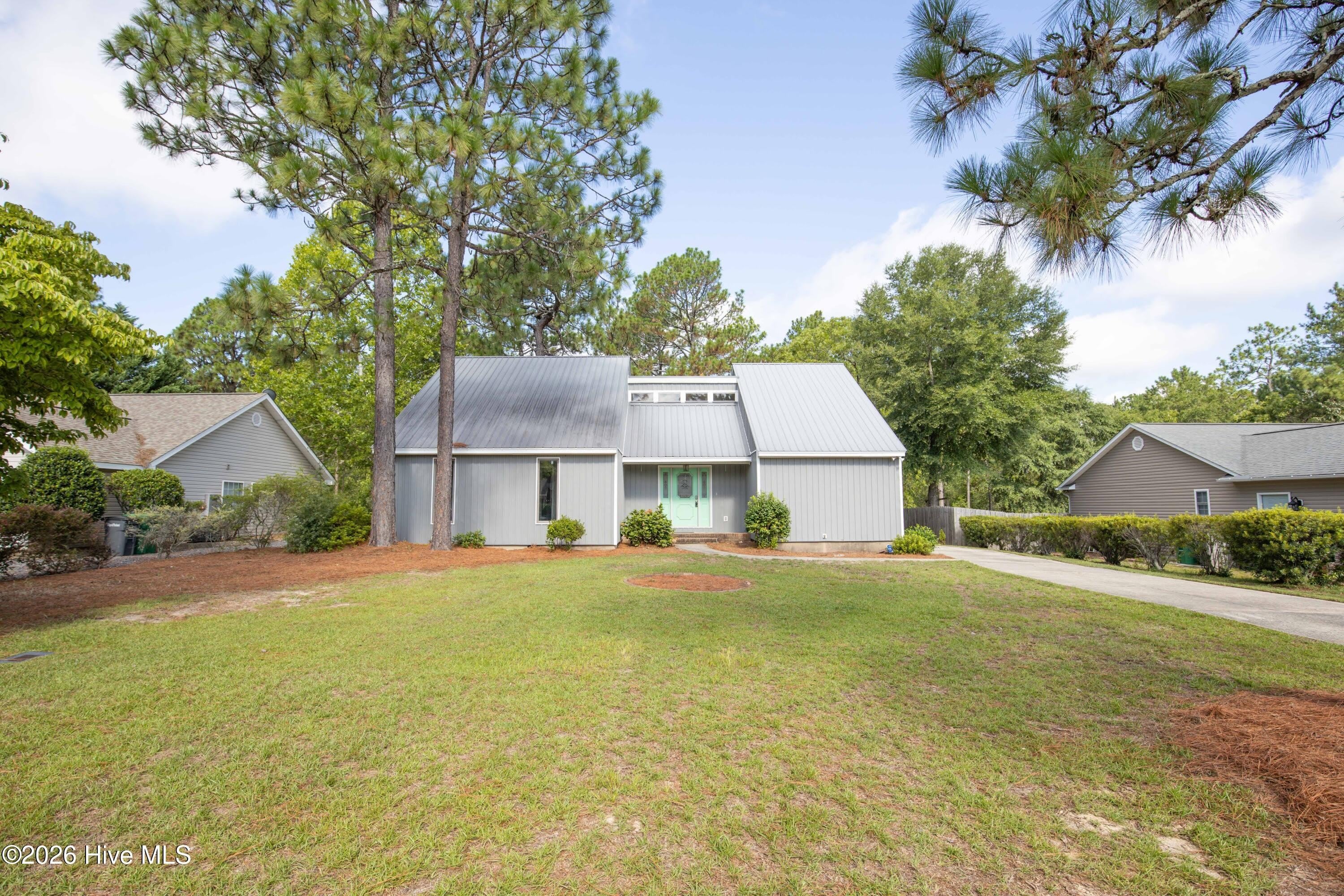 85 Winchester Road – photo 2