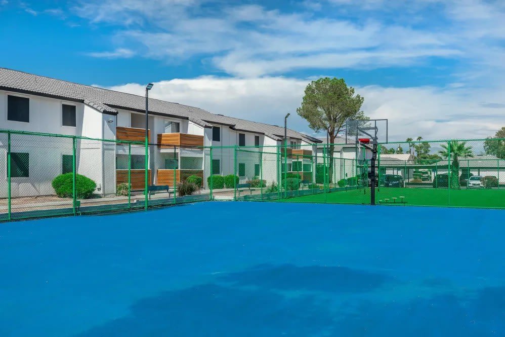 Jolt Apartments – photo 4