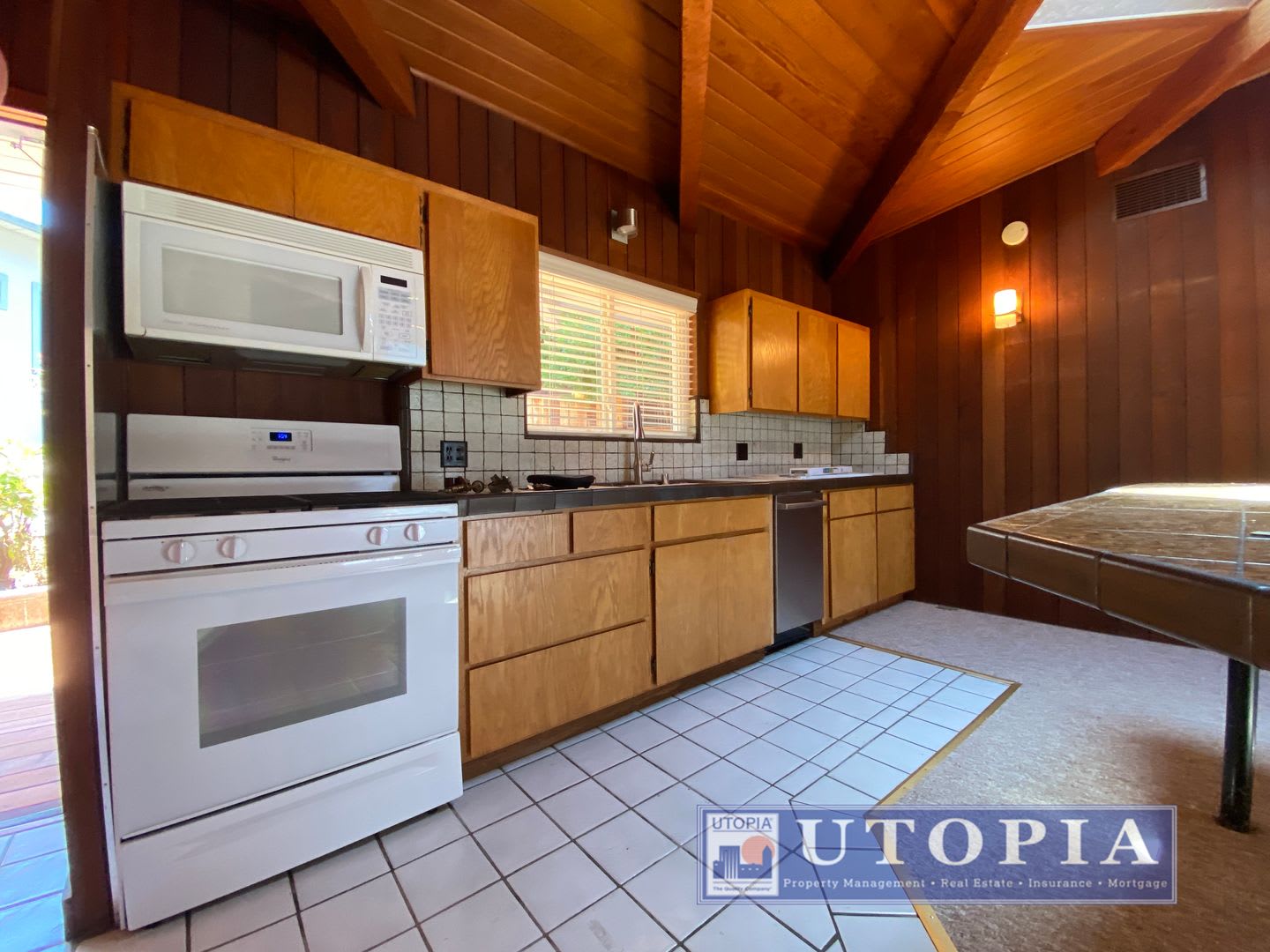 Sunny Spacious Home Near Sunny Cove Beach – photo 4