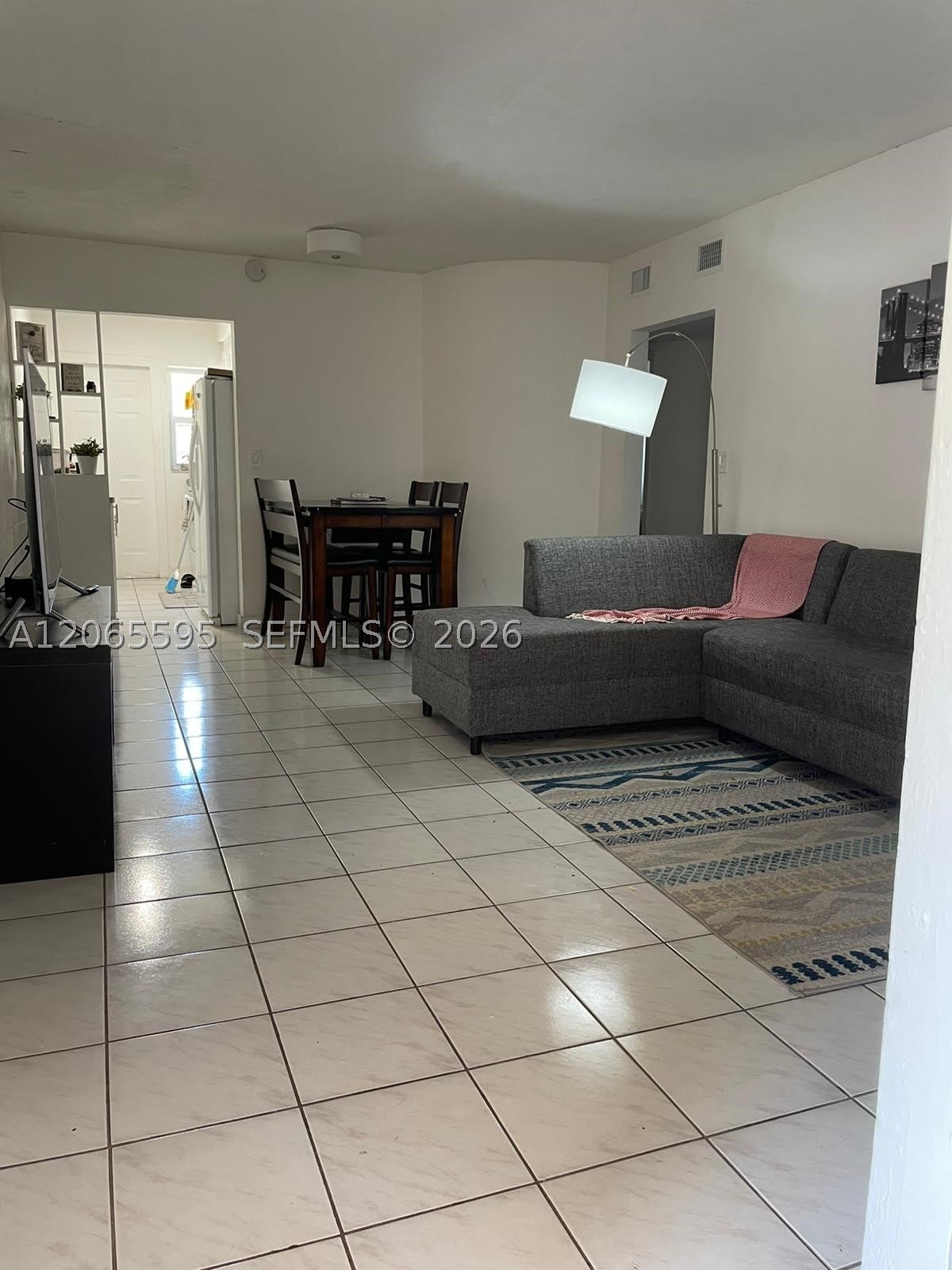 3551 SW 11th St – photo 1
