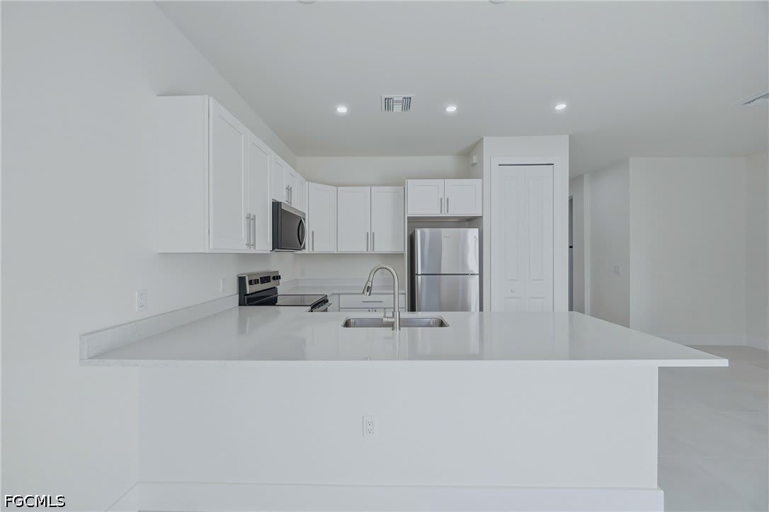 5428 Bristo Street – photo 4