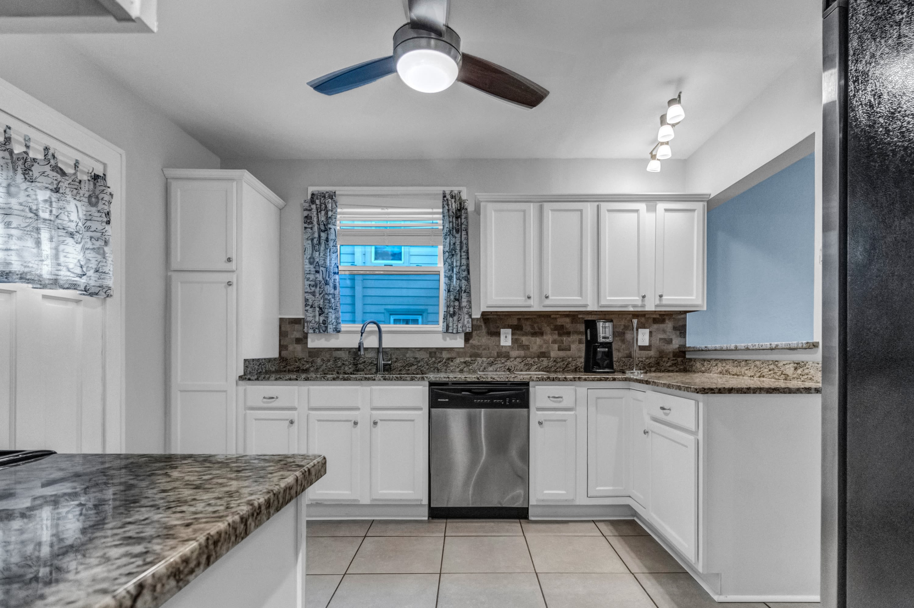 127 Wythe Parkway – photo 4