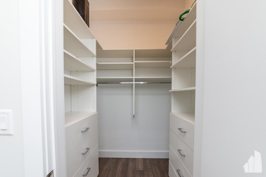 1420 W Chestnut St – photo 3