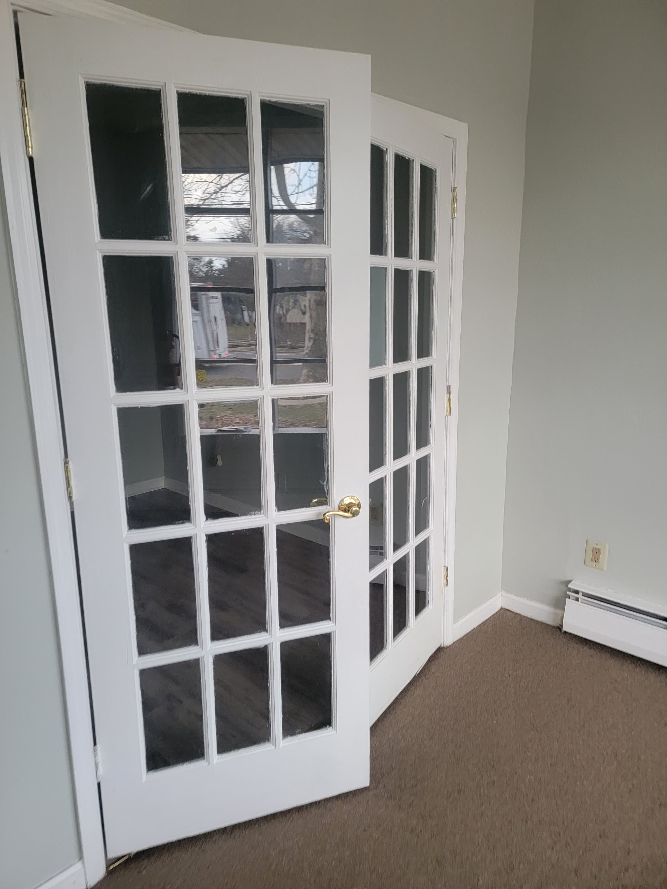317 East Broad Street Store Front – photo 3
