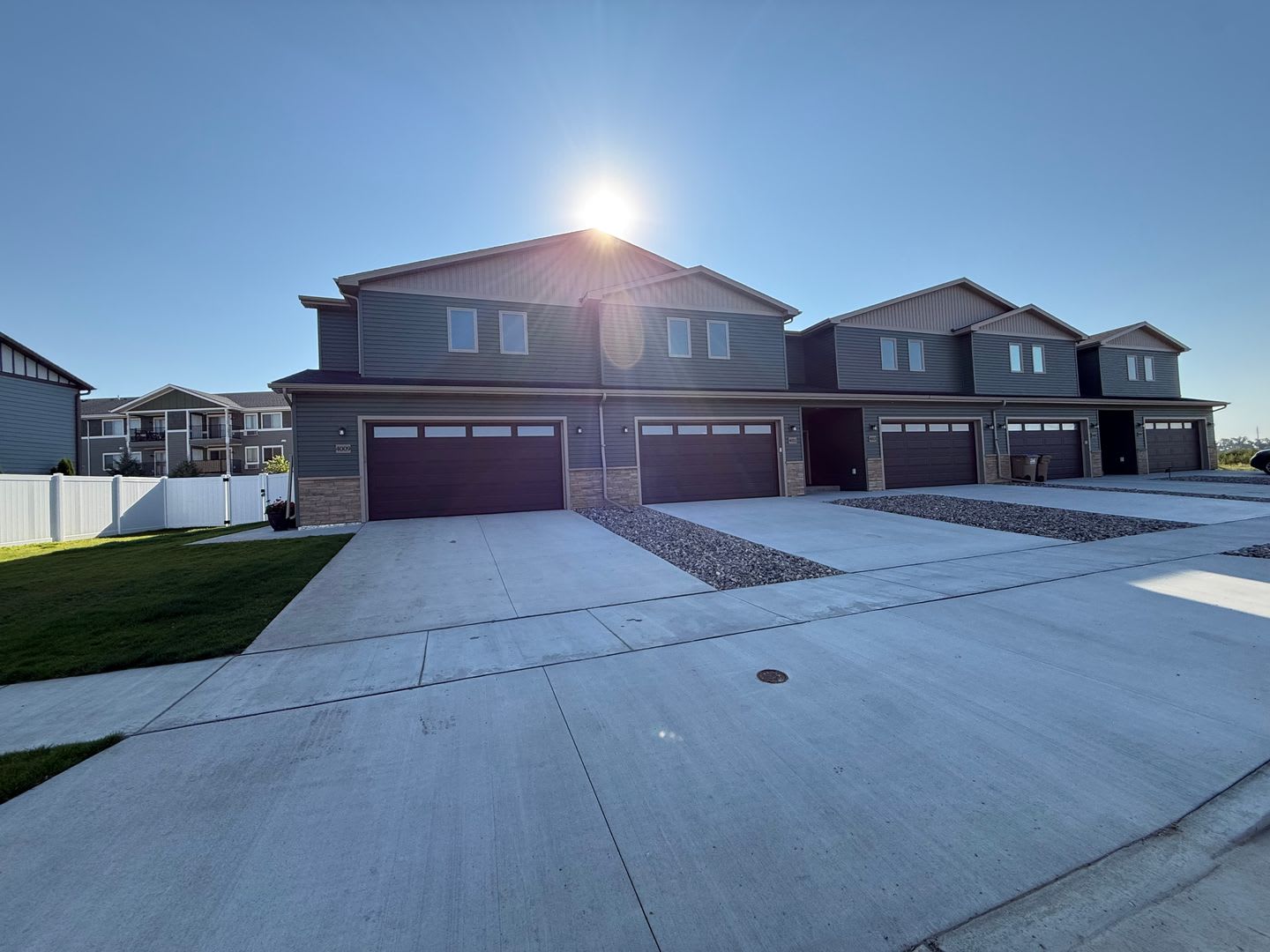 3 Bedroom Townhome – photo 2